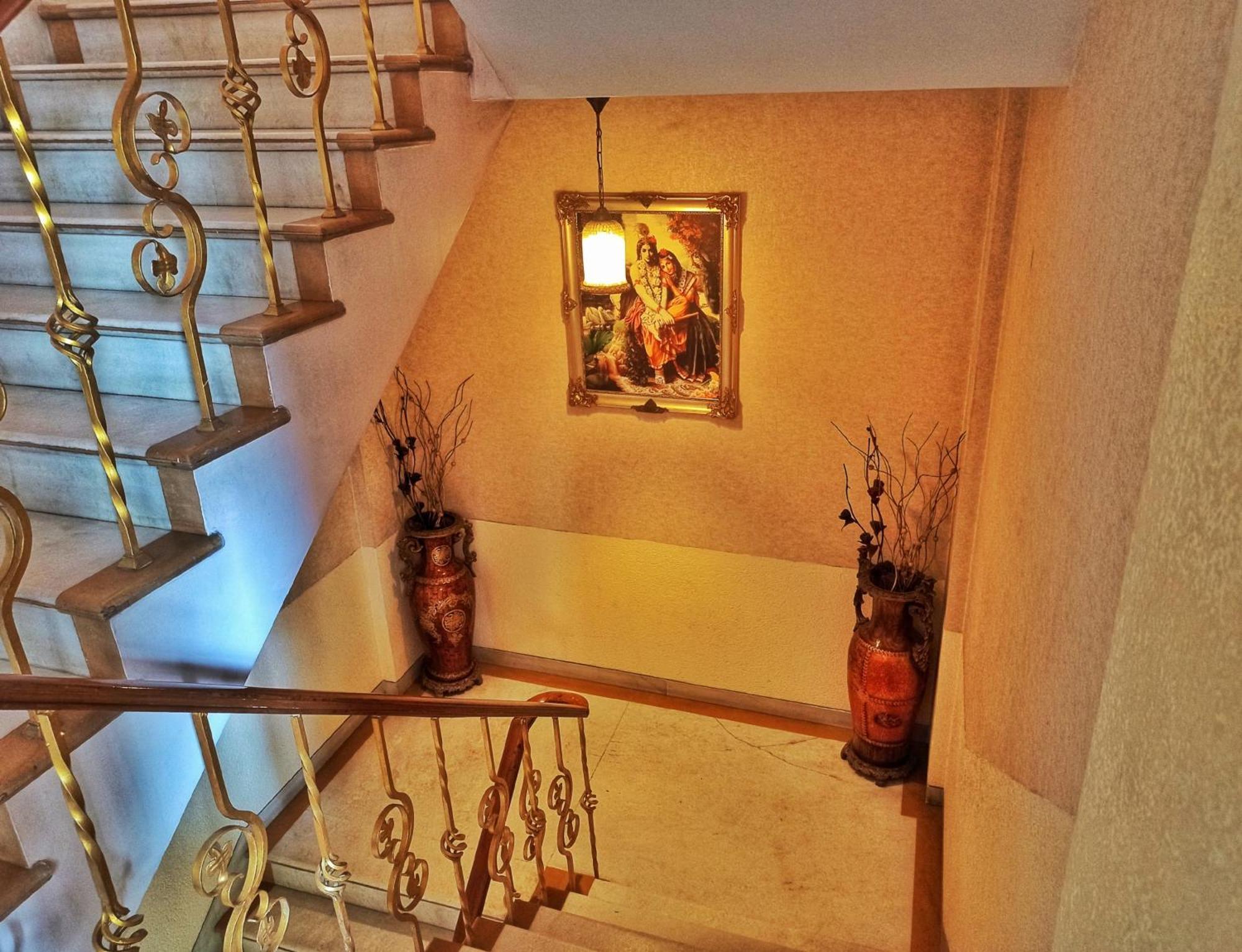 Kailash Parbat Hotel Лонавала Экстерьер фото